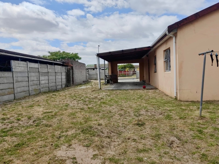 3 Bedroom Property for Sale in Pine Place Western Cape
